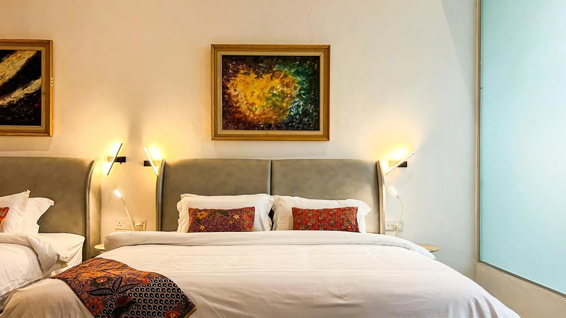 Peranakan Suites Georgetown Гостевой дом Джорджтаун